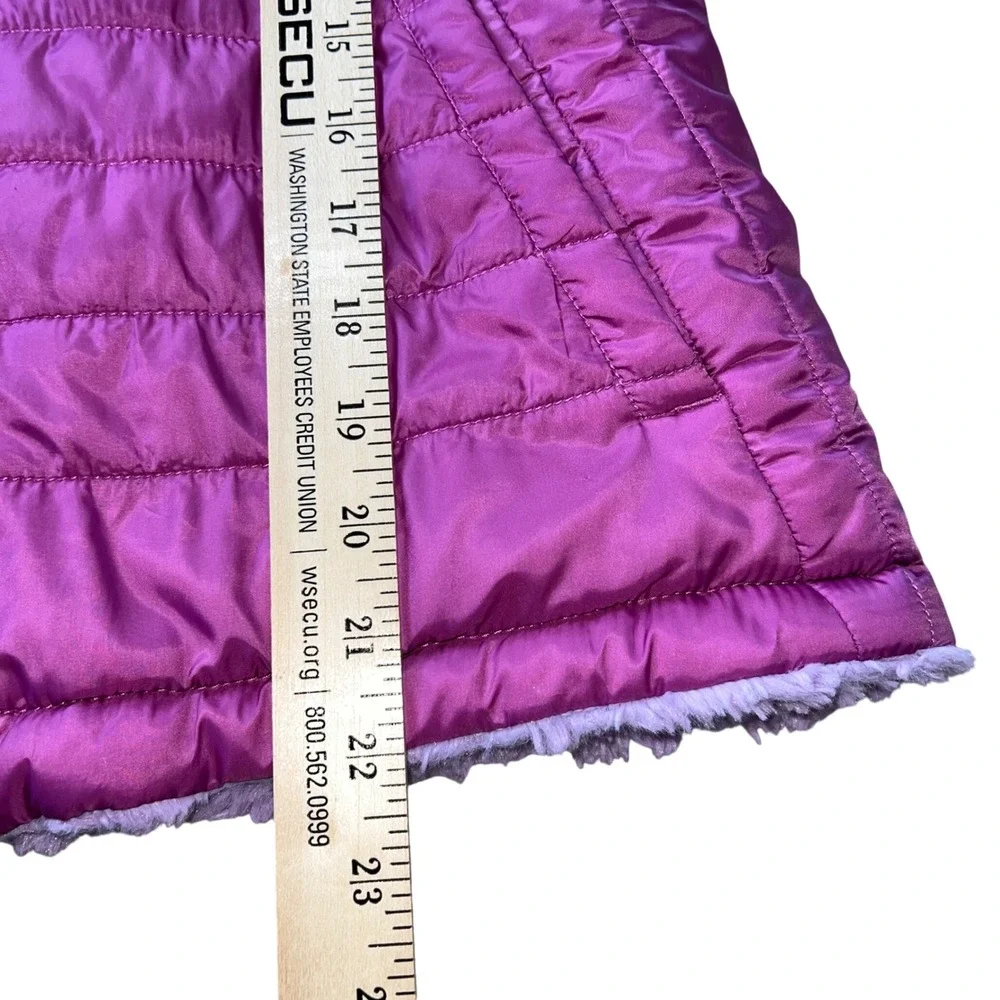 The North Face Girls Reversible Fuzzy Fleece Zip Up Vest‎ Size Large (14/16)